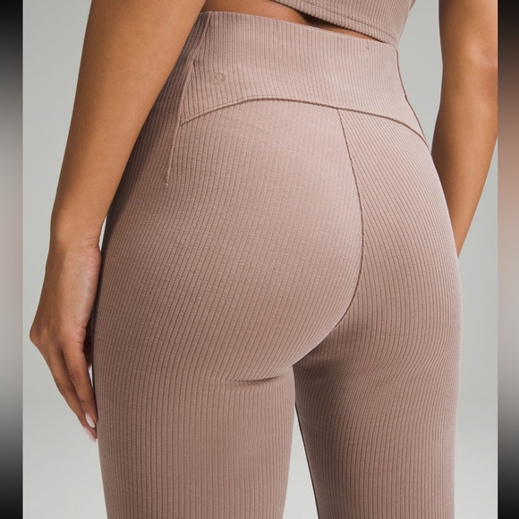 Lululemon Ribbed Softstreme Zip Leg High Rise Cropped Pant 25” size 12 - Picture 3 of 11